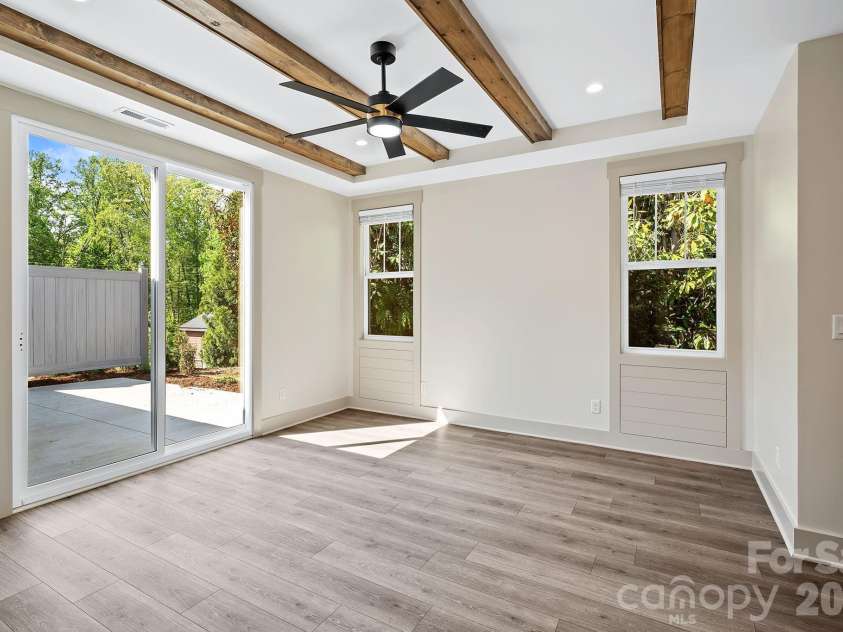 10 Heartleaf Circle, Arden, NC 28704.  MLS# CAR4364527, YatesRealty ID 31729. 