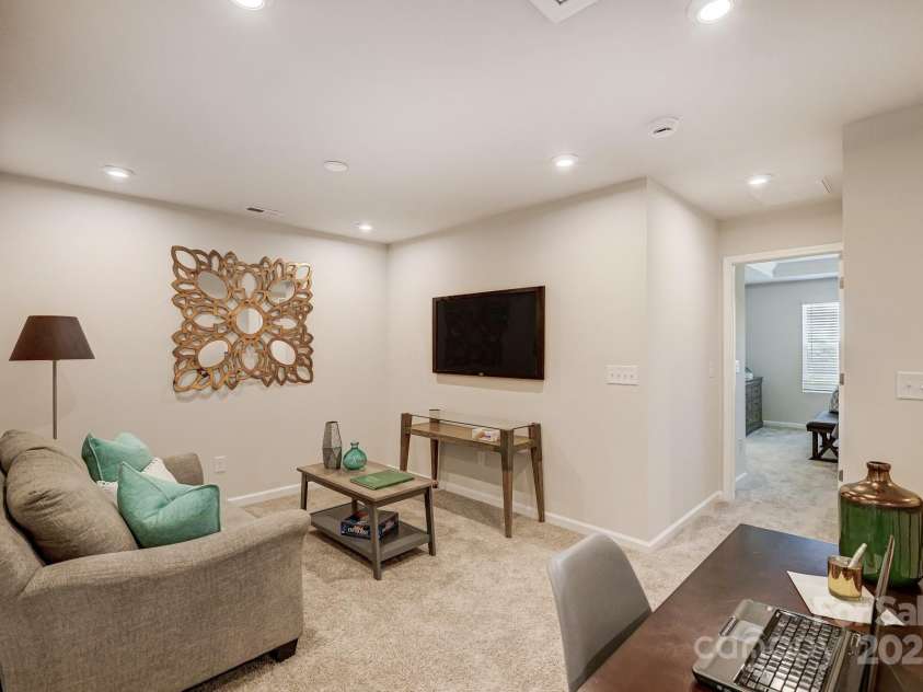11016 Engelmann Lane, Charlotte, NC 28269.  MLS# CAR4291763, YatesRealty ID 31729. For representation purposes of floorplan only, actual homesite is under construction and design and structural options may vary