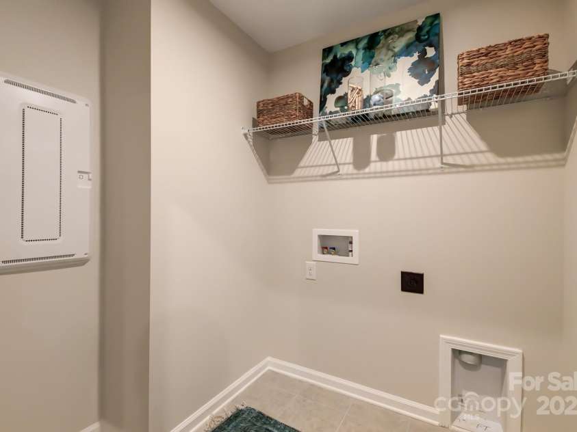 11016 Engelmann Lane, Charlotte, NC 28269.  MLS# CAR4291763, YatesRealty ID 31729. For representation purposes of floorplan only, actual homesite is under construction and design and structural options may vary