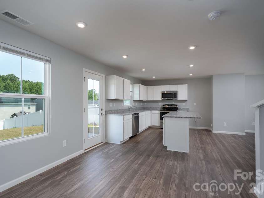 8021 Bruce Street, Charlotte, NC 28215.  MLS# CAR4354762, YatesRealty ID 3173. 