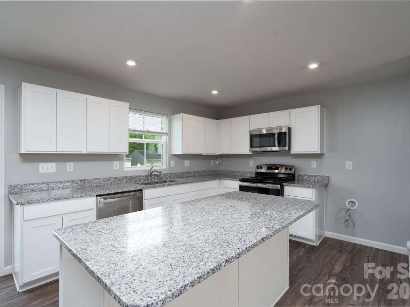 8021 Bruce Street, Charlotte, NC 28215.  MLS# CAR4354762, YatesRealty ID 3173. 