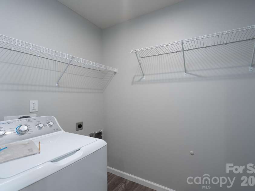 8021 Bruce Street, Charlotte, NC 28215.  MLS# CAR4354762, YatesRealty ID 3173. 