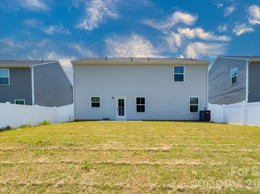8021 Bruce Street, Charlotte, NC 28215.  MLS# CAR4354762, YatesRealty ID 3173. 