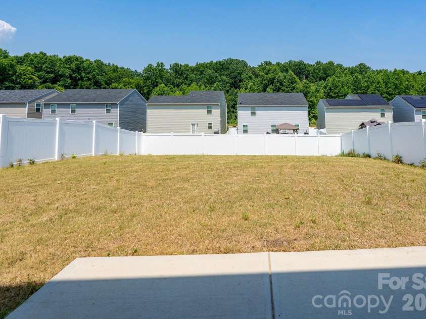 8021 Bruce Street, Charlotte, NC 28215.  MLS# CAR4354762, YatesRealty ID 3173. 