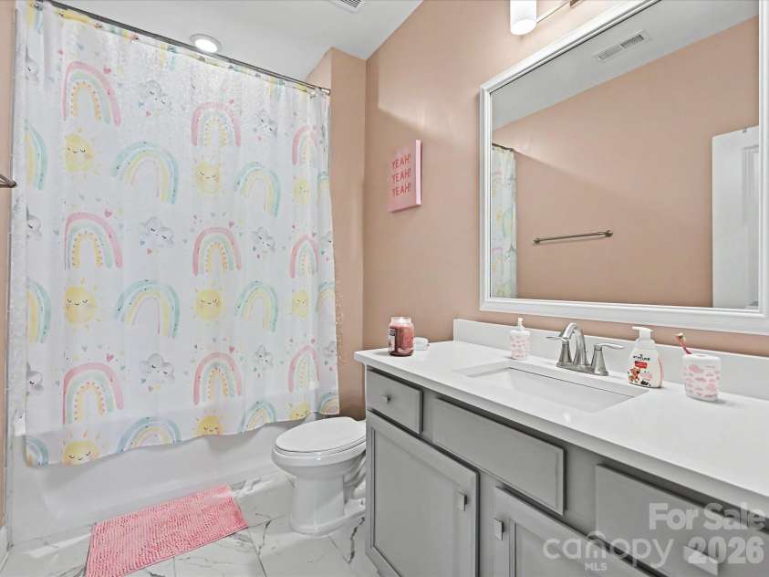 101 Enclave Boulevard, Matthews, NC 28104.  MLS# CAR4365874, YatesRealty ID 31731. Full Bath