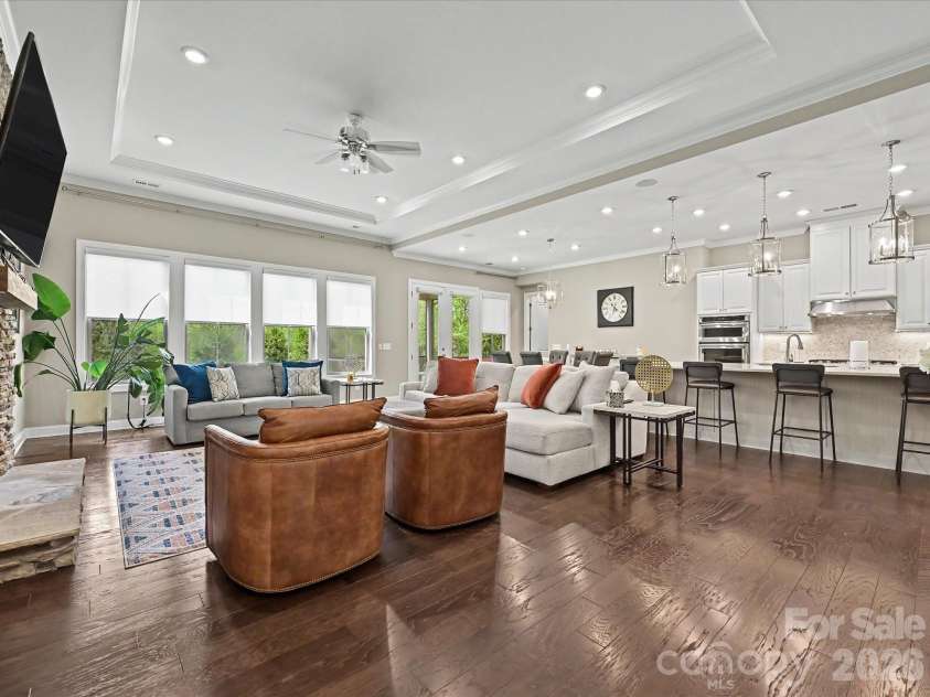 101 Enclave Boulevard, Matthews, NC 28104.  MLS# CAR4365874, YatesRealty ID 31731. Great Room