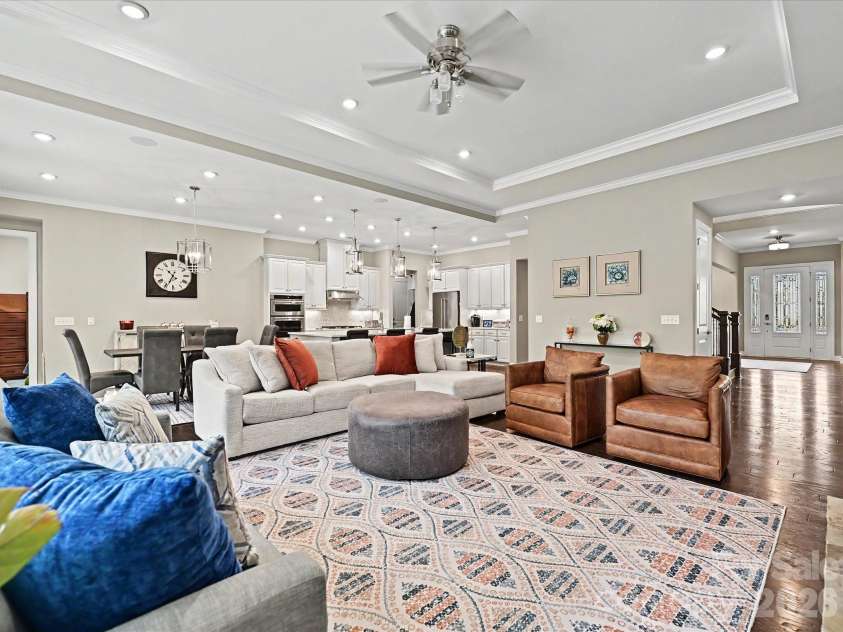 101 Enclave Boulevard, Matthews, NC 28104.  MLS# CAR4365874, YatesRealty ID 31731. Great Room