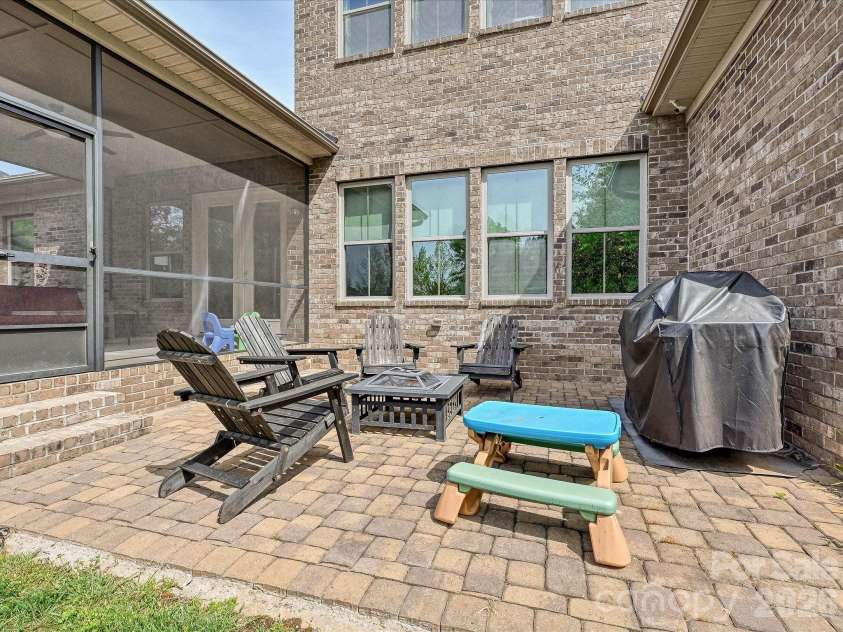 101 Enclave Boulevard, Matthews, NC 28104.  MLS# CAR4365874, YatesRealty ID 31731. Patio