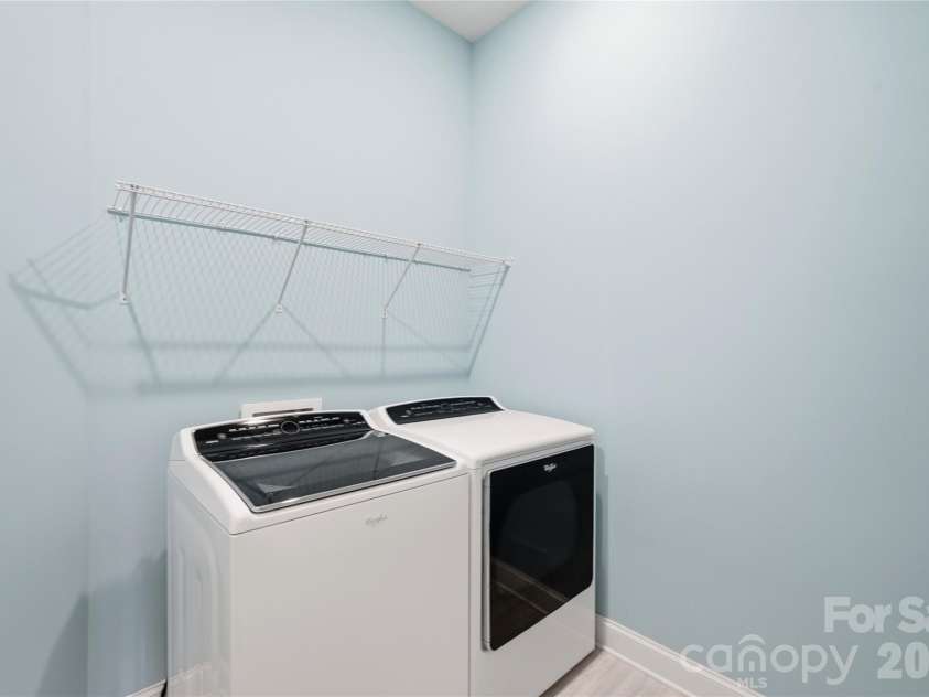 101 Enclave Boulevard, Matthews, NC 28104.  MLS# CAR4434349, YatesRealty ID 31731. 