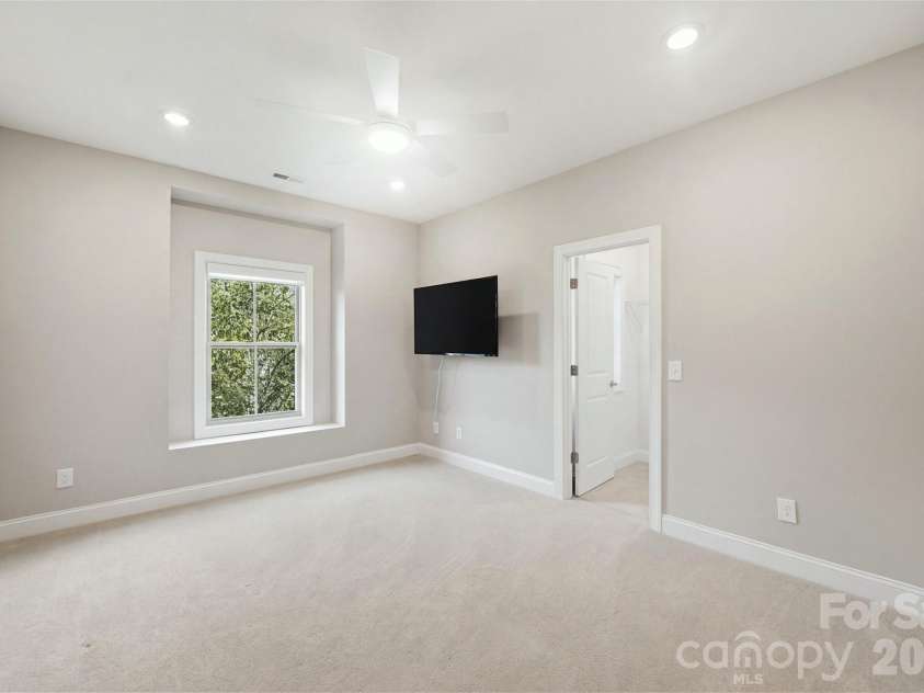 101 Enclave Boulevard, Matthews, NC 28104.  MLS# CAR4434349, YatesRealty ID 31731. 