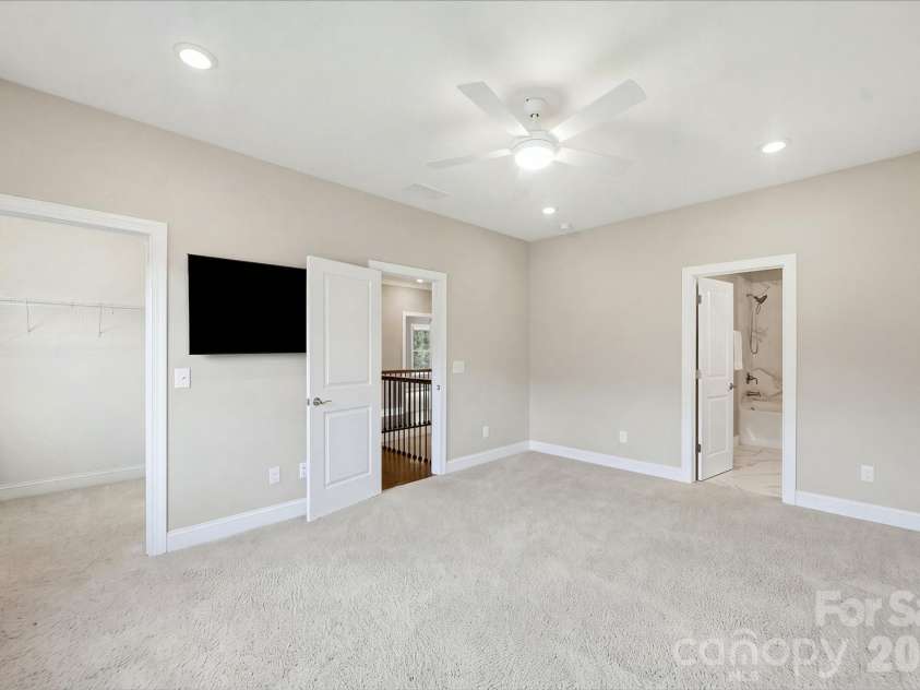 101 Enclave Boulevard, Matthews, NC 28104.  MLS# CAR4434349, YatesRealty ID 31731. 