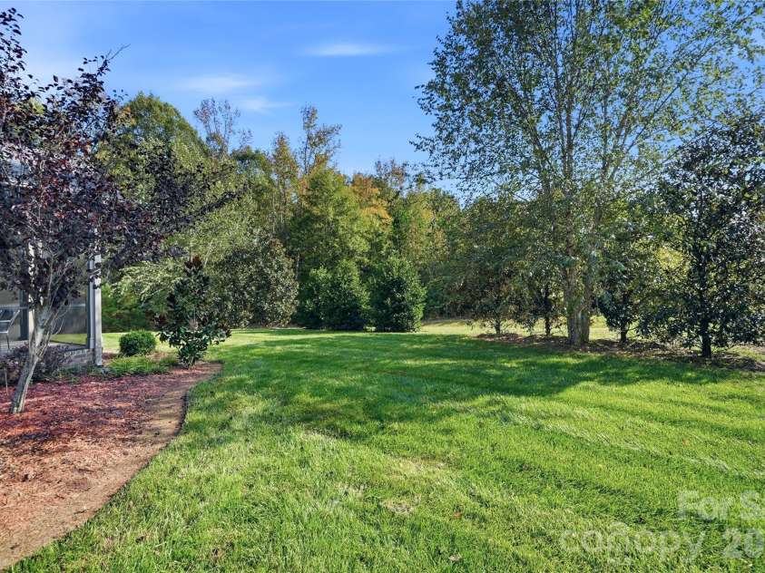 101 Enclave Boulevard, Matthews, NC 28104.  MLS# CAR4434349, YatesRealty ID 31731. 