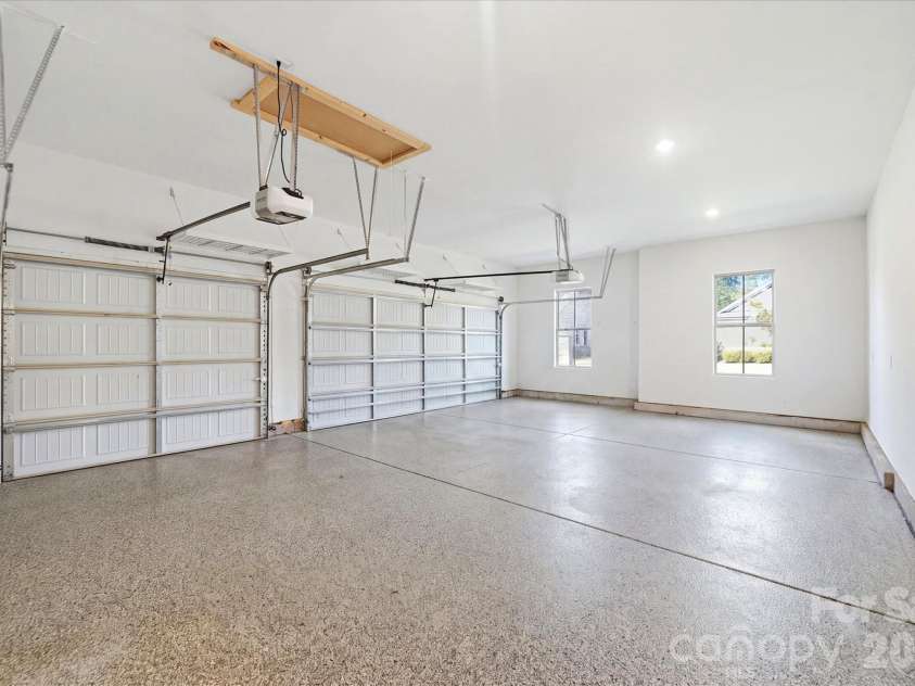 101 Enclave Boulevard, Matthews, NC 28104.  MLS# CAR4434349, YatesRealty ID 31731. 