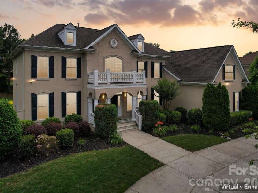 217 Cattle Ridge Road, Waxhaw, NC 28173.  MLS# CAR4383320, YatesRealty ID 31733. 