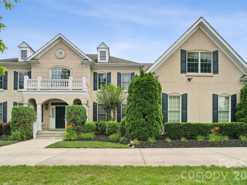 217 Cattle Ridge Road, Waxhaw, NC 28173.  MLS# CAR4383320, YatesRealty ID 31733. 