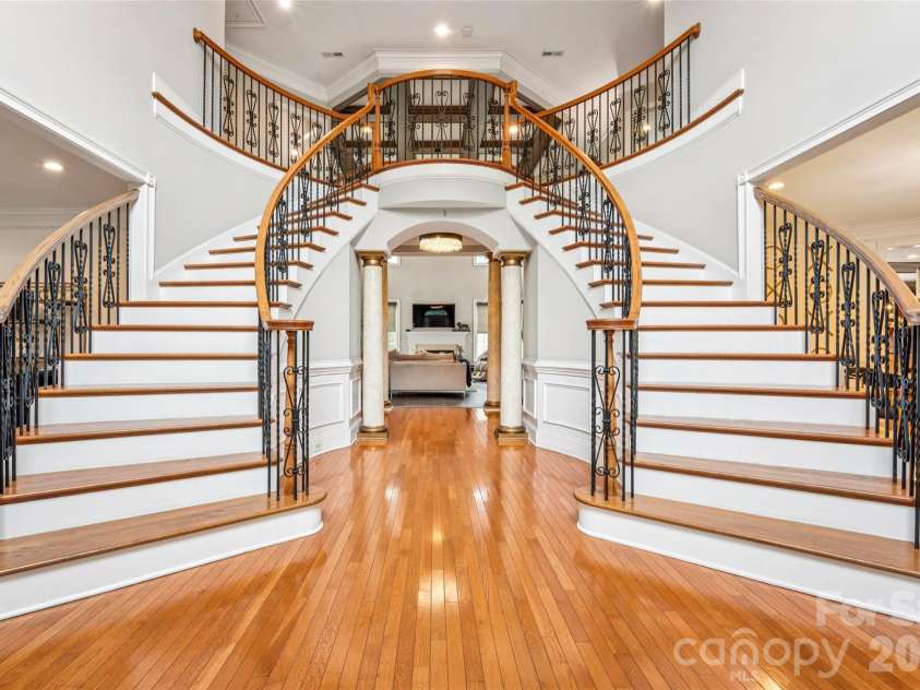 217 Cattle Ridge Road, Waxhaw, NC 28173.  MLS# CAR4383320, YatesRealty ID 31733. 