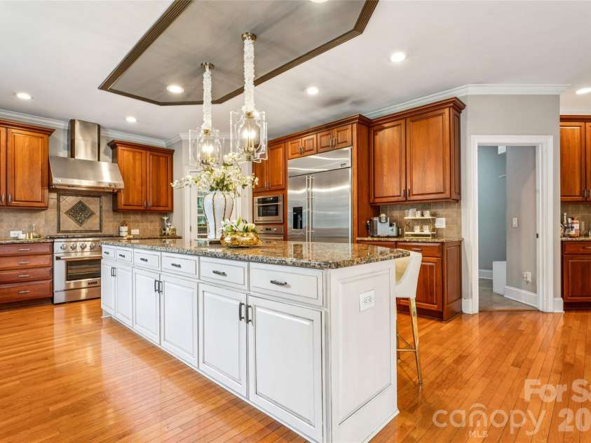 217 Cattle Ridge Road, Waxhaw, NC 28173.  MLS# CAR4383320, YatesRealty ID 31733. 