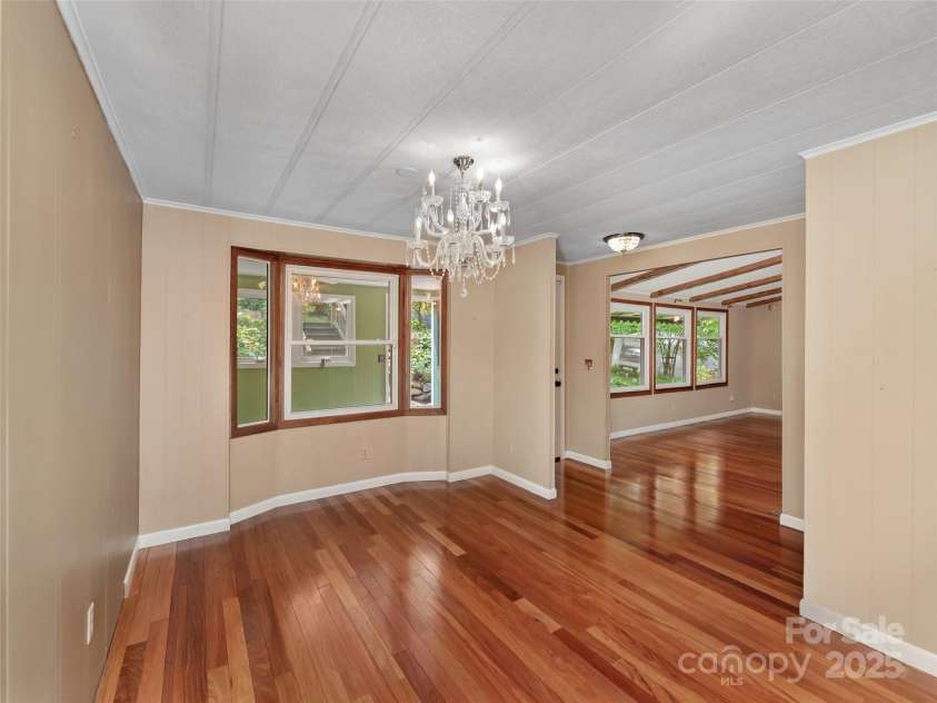 64 Mountain Site Lane, Asheville, NC 28803.  MLS# CAR4291467, YatesRealty ID 31735. 