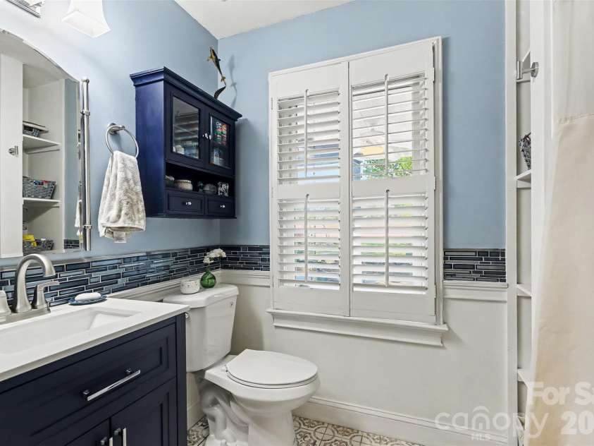 205 Dornoch Drive, Weddington, NC 28104.  MLS# CAR4384055, YatesRealty ID 31736. Full Bath