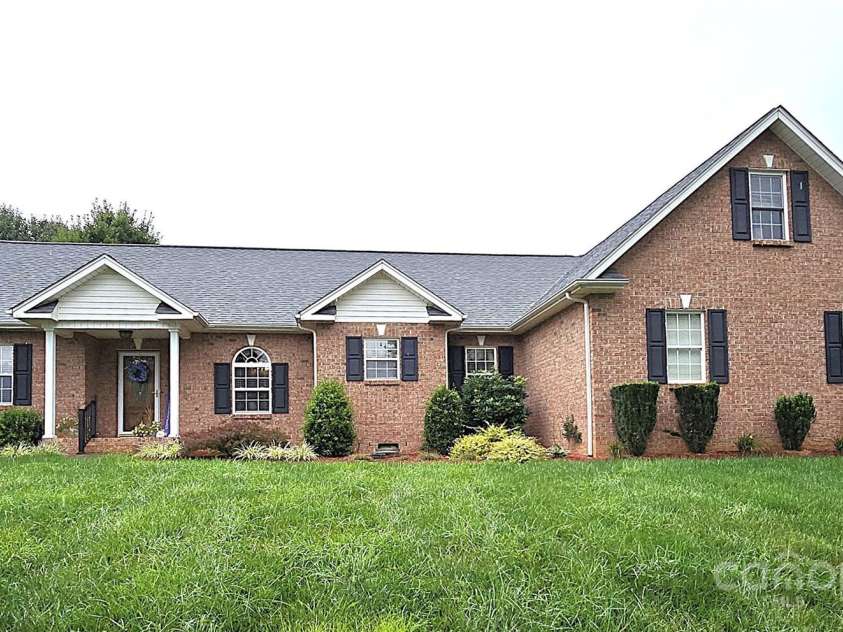 266 Wittenburg Springs Drive, Taylorsville, NC 28681.  MLS# CAR4290906, YatesRealty ID 31736. 