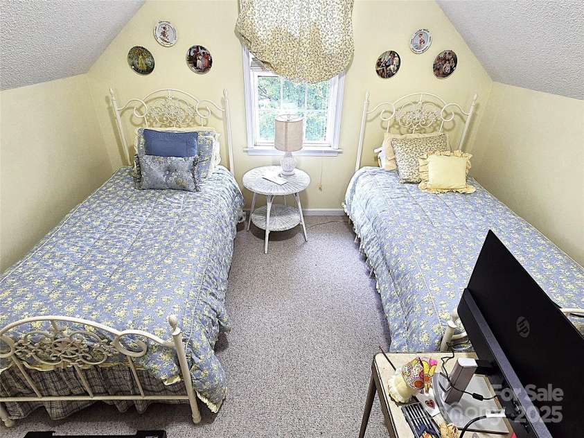 266 Wittenburg Springs Drive, Taylorsville, NC 28681.  MLS# CAR4290906, YatesRealty ID 31736. 