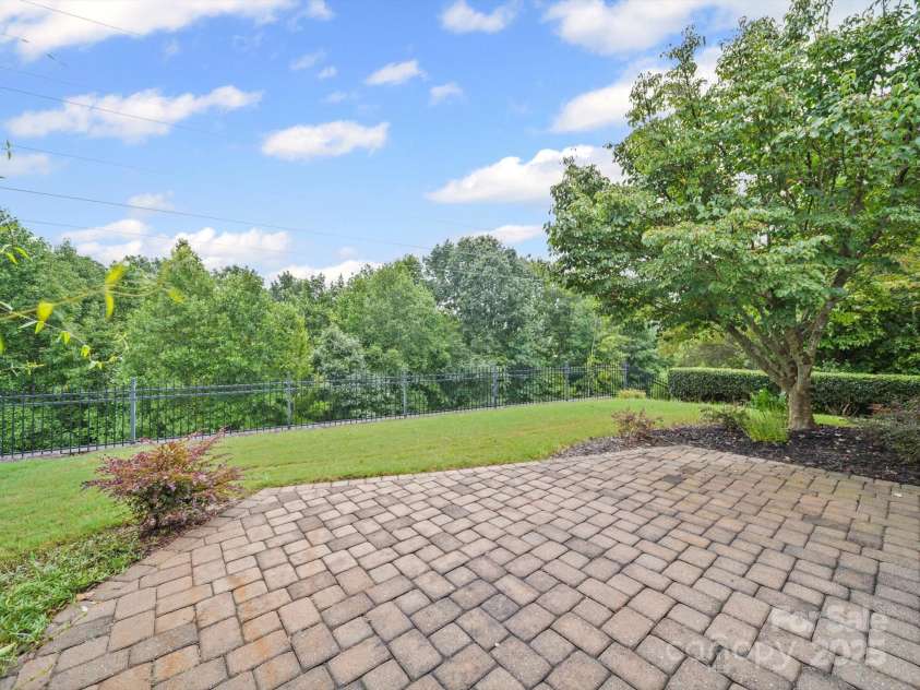 22161 Tern Court, Fort Mill, SC 29707.  MLS# CAR4289941, YatesRealty ID 31738. 