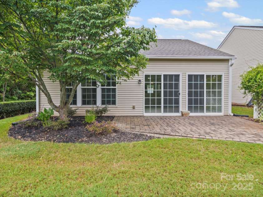 22161 Tern Court, Fort Mill, SC 29707.  MLS# CAR4289941, YatesRealty ID 31738. Back Patio