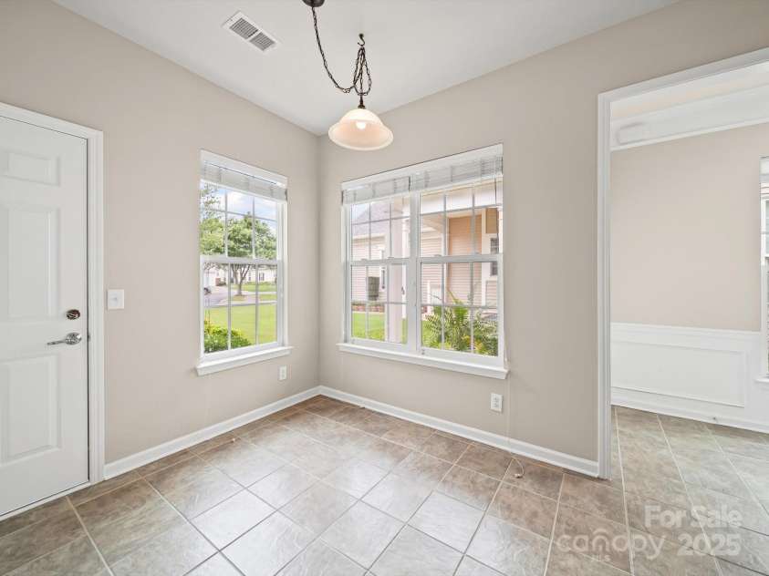 22161 Tern Court, Fort Mill, SC 29707.  MLS# CAR4289941, YatesRealty ID 31738. Dining Area