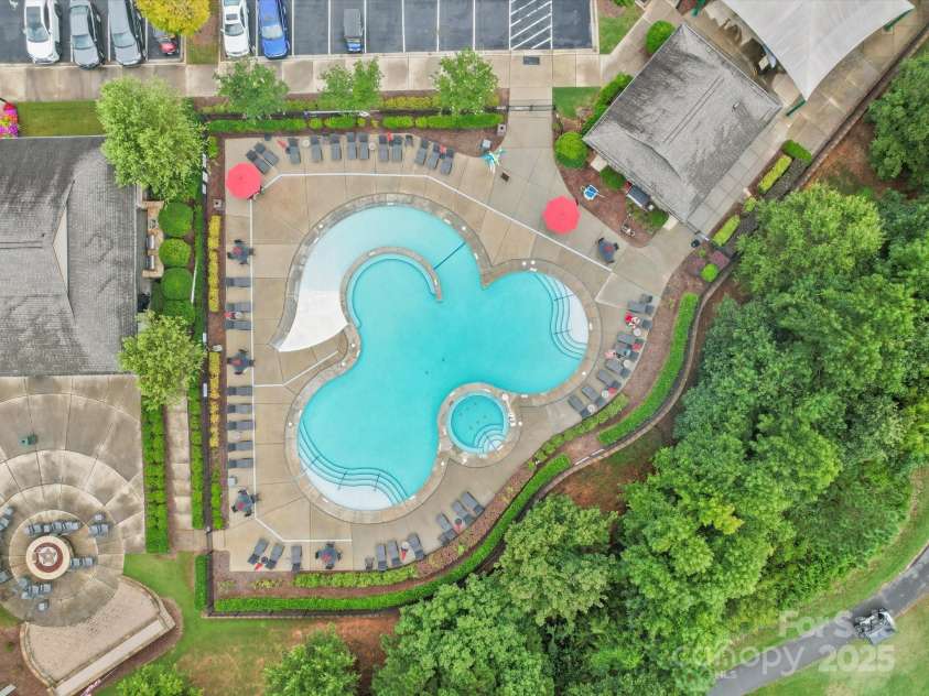 22161 Tern Court, Fort Mill, SC 29707.  MLS# CAR4289941, YatesRealty ID 31738. Outdoor Pool