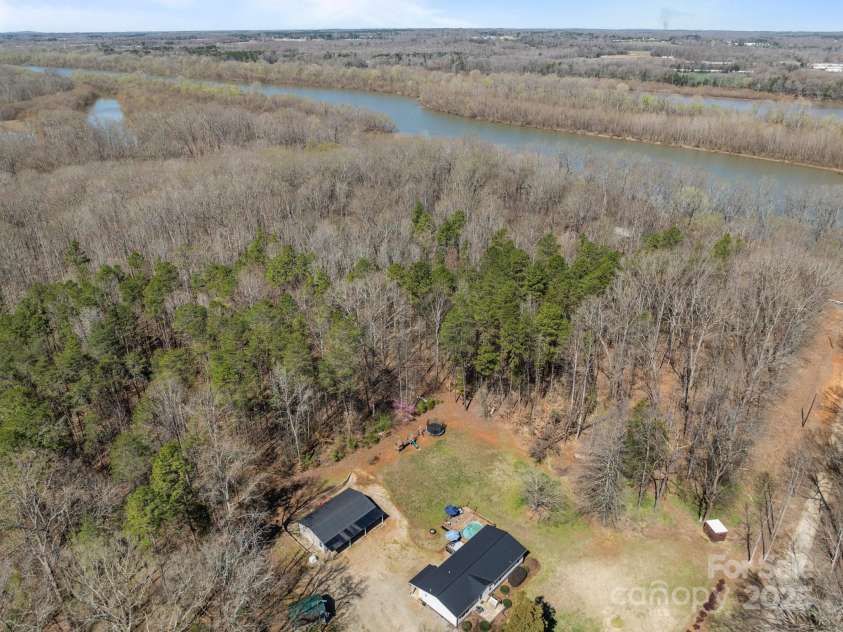 345 Waccamaw Drive, Salisbury, NC 28146.  MLS# CAR4235288, YatesRealty ID 3174. 