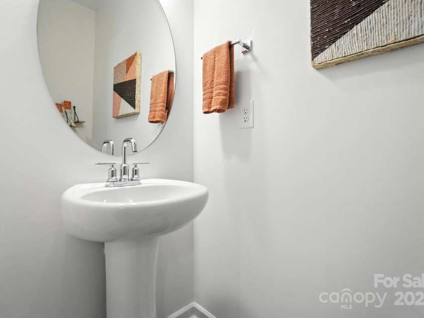 503 Switch Street, York, SC 29745.  MLS# CAR4296619, YatesRealty ID 3174. 