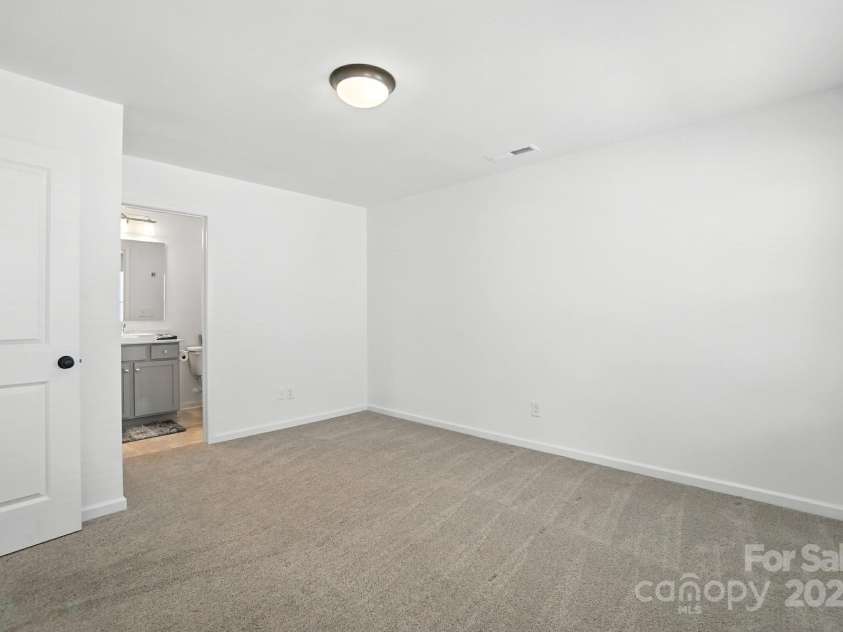 503 Switch Street, York, SC 29745.  MLS# CAR4296619, YatesRealty ID 3174. 