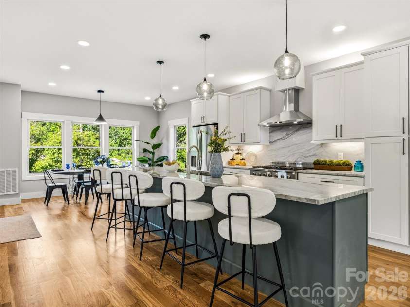123 Third Street, Asheville, NC 28803.  MLS# CAR4367678, YatesRealty ID 31740. 