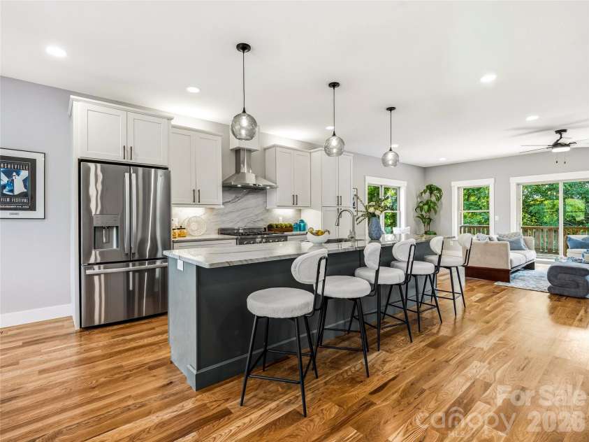 123 Third Street, Asheville, NC 28803.  MLS# CAR4367678, YatesRealty ID 31740. 