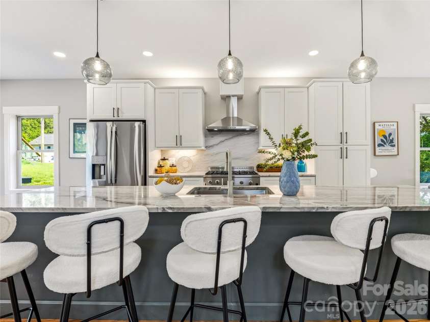 123 Third Street, Asheville, NC 28803.  MLS# CAR4367678, YatesRealty ID 31740. 
