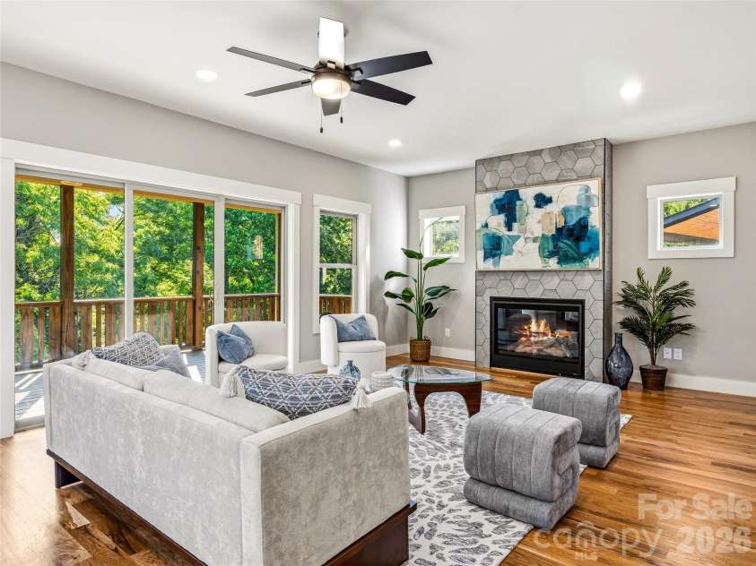 123 Third Street, Asheville, NC 28803.  MLS# CAR4367678, YatesRealty ID 31740. 