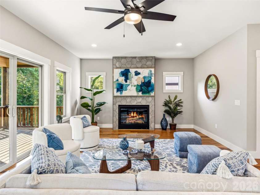 123 Third Street, Asheville, NC 28803.  MLS# CAR4367678, YatesRealty ID 31740. 