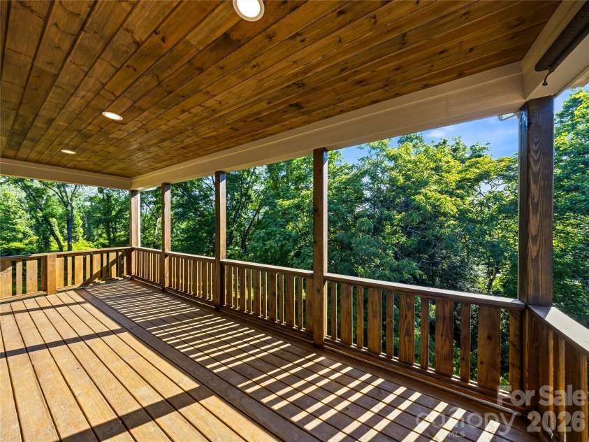 123 Third Street, Asheville, NC 28803.  MLS# CAR4367678, YatesRealty ID 31740. 