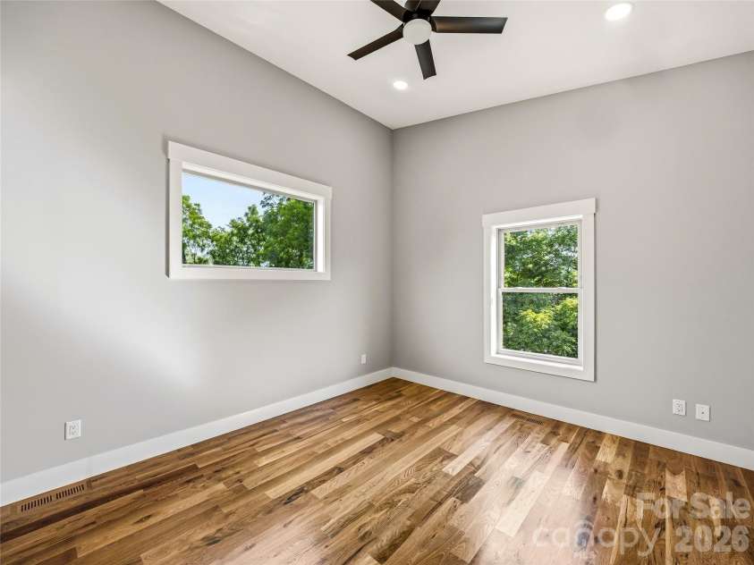 123 Third Street, Asheville, NC 28803.  MLS# CAR4367678, YatesRealty ID 31740. 
