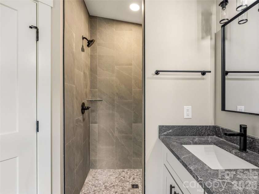 123 Third Street, Asheville, NC 28803.  MLS# CAR4367678, YatesRealty ID 31740. 