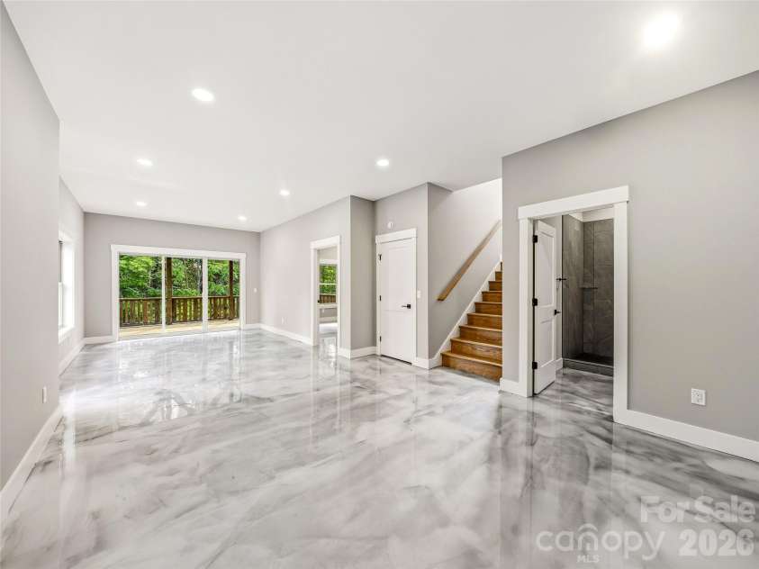 123 Third Street, Asheville, NC 28803.  MLS# CAR4367678, YatesRealty ID 31740. 