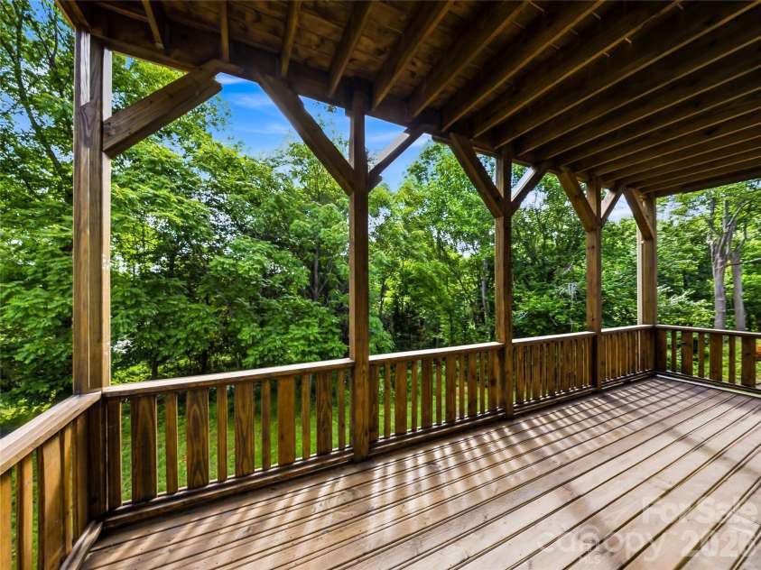 123 Third Street, Asheville, NC 28803.  MLS# CAR4367678, YatesRealty ID 31740. 