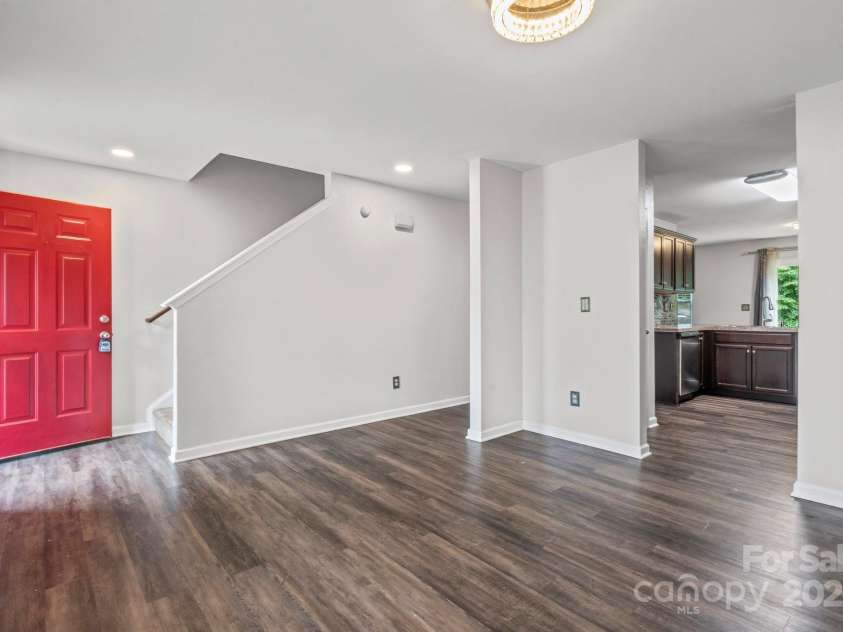 2815 Tancor Court, Charlotte, NC 28269.  MLS# CAR4288665, YatesRealty ID 31742. 