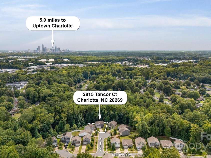 2815 Tancor Court, Charlotte, NC 28269.  MLS# CAR4288665, YatesRealty ID 31742. 