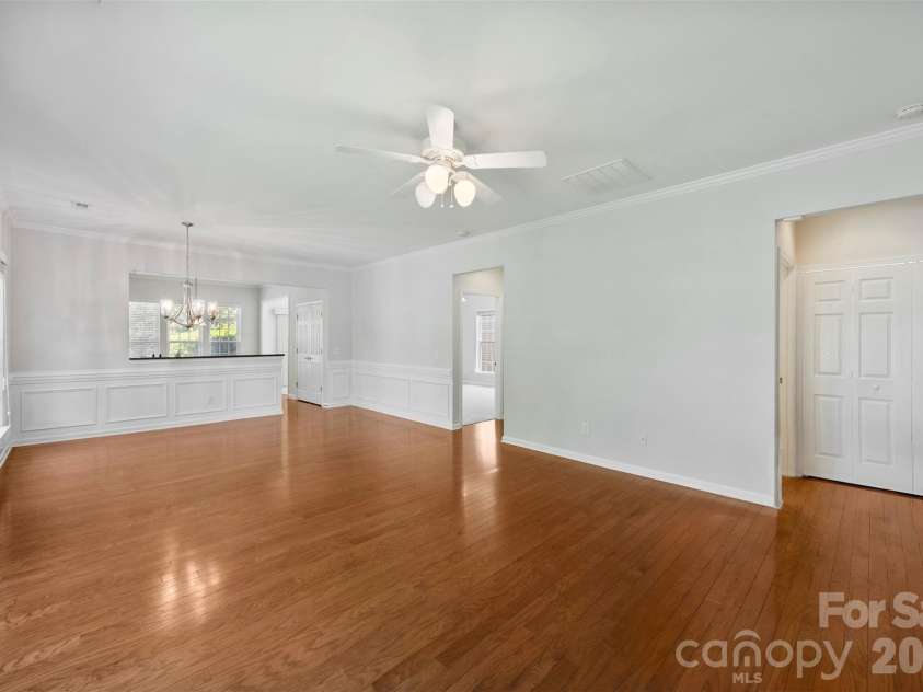 3921 Yosemite Way, Fort Mill, SC 29707.  MLS# CAR4391671, YatesRealty ID 31742. 