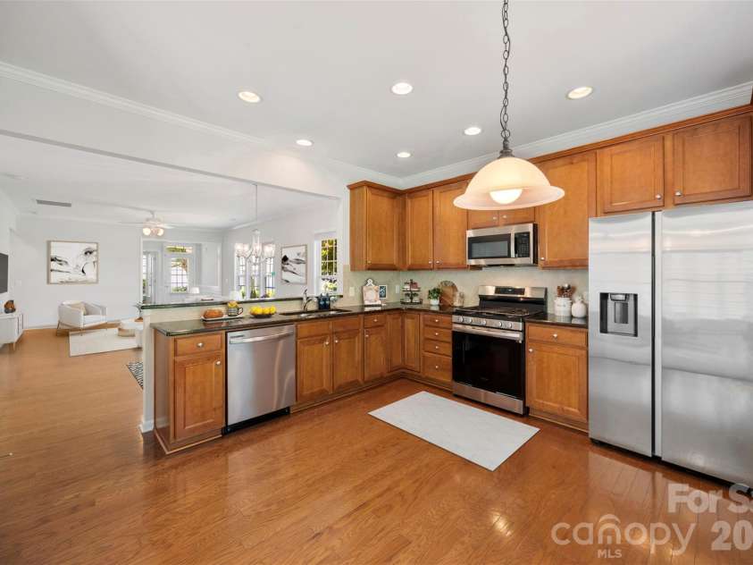 3921 Yosemite Way, Fort Mill, SC 29707.  MLS# CAR4391671, YatesRealty ID 31742. 