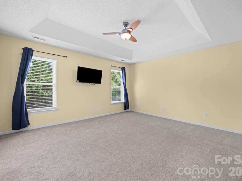 109 Oak Grove Court, Fort Mill, SC 29715.  MLS# CAR4395395, YatesRealty ID 31747. 
