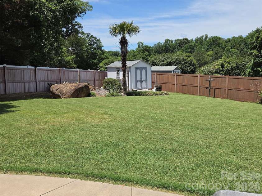 109 Oak Grove Court, Fort Mill, SC 29715.  MLS# CAR4395395, YatesRealty ID 31747. 