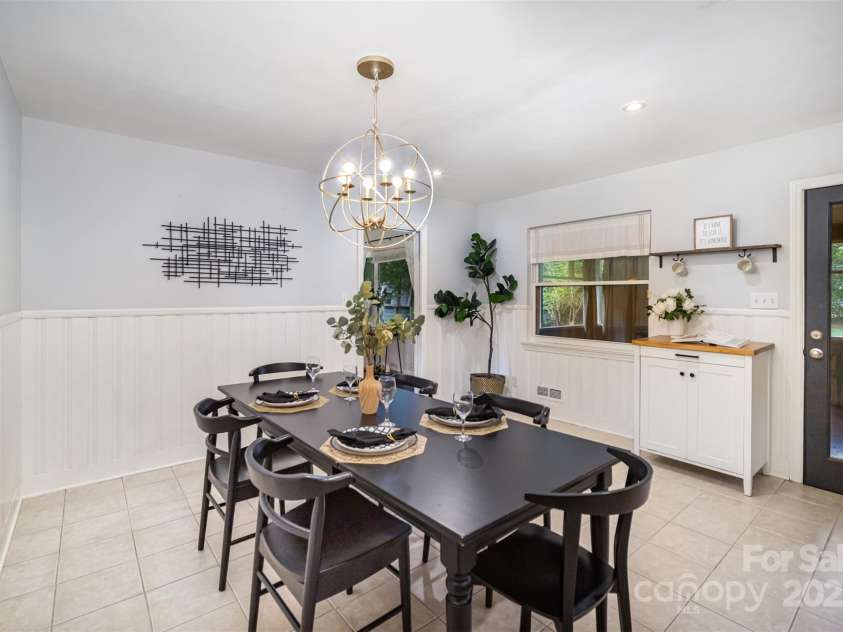 4751 Amity Place, Charlotte, NC 28212.  MLS# CAR4282894, YatesRealty ID 31748. 