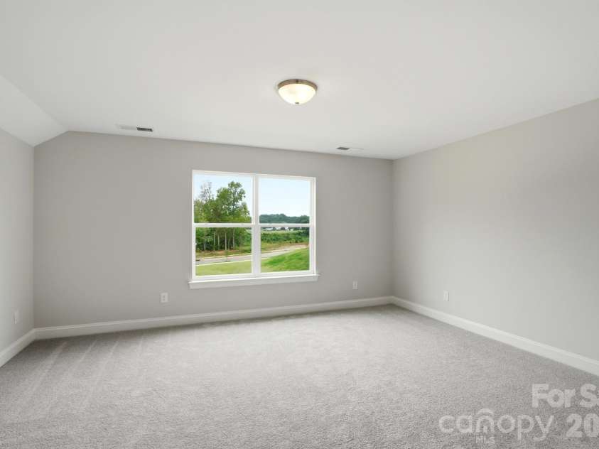 5917 New River Drive, Huntersville, NC 28078.  MLS# CAR4359977, YatesRealty ID 31748. 3rd Floor Bed